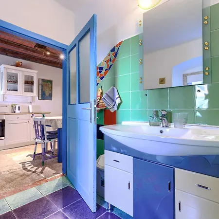 Nina By Interhome Feriehus Pula